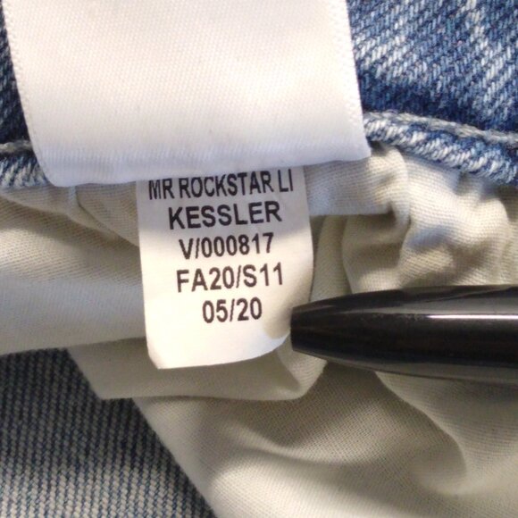 Old Navy Rockstar Mid Rise Super Skinny Jeans Size 8 Light Wash Distressed Denim - Picture 7 of 7